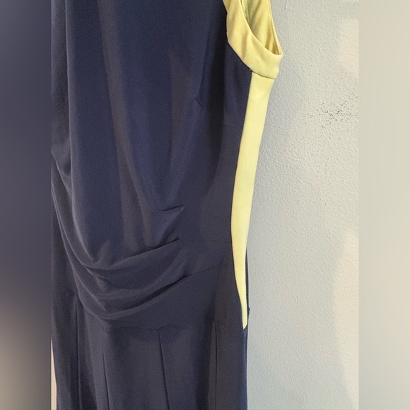 Lauren Ralph Lauren Navy Fit & Flare Dress Size 4 Yellow Trim Sleeveless Preppy - Picture 4 of 8
